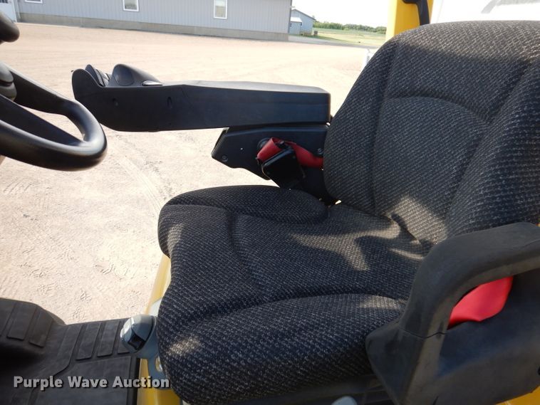 image for item IQ9664 Hyster 120  forklift