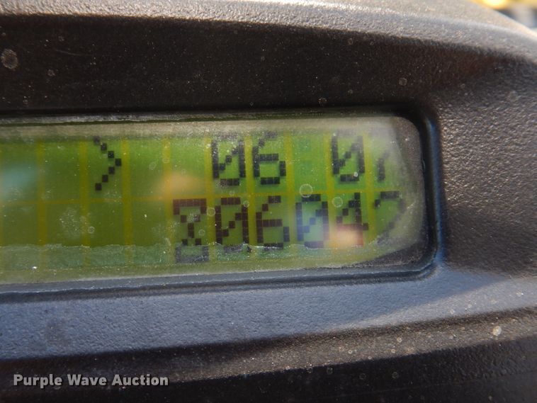 image for item IQ9664 Hyster 120  forklift