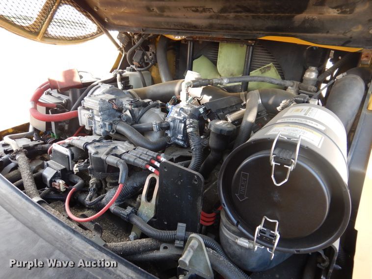 image for item IQ9664 Hyster 120  forklift