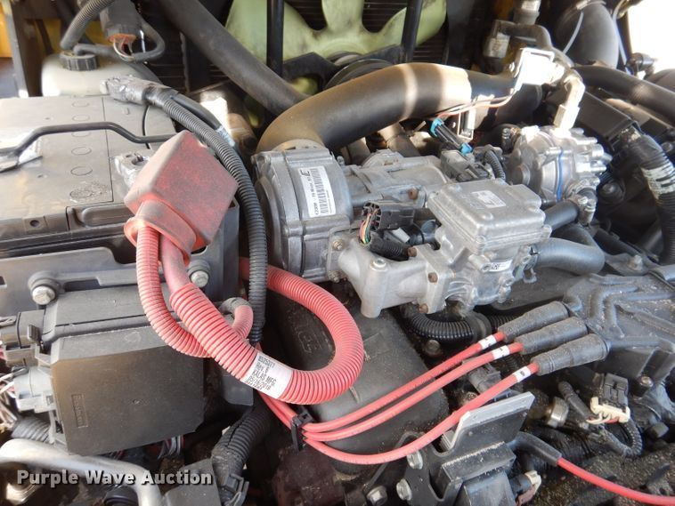 image for item IQ9664 Hyster 120  forklift