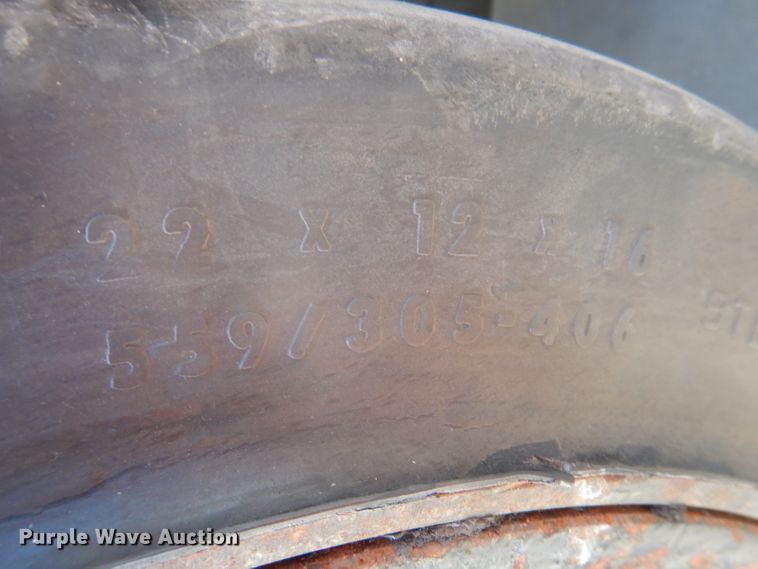 image for item IQ9664 Hyster 120  forklift