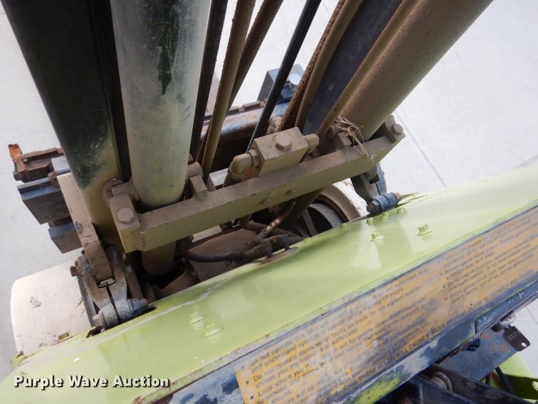 image for item IQ9666 Clark GCS15  forklift