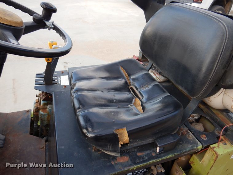 image for item IQ9666 Clark GCS15  forklift