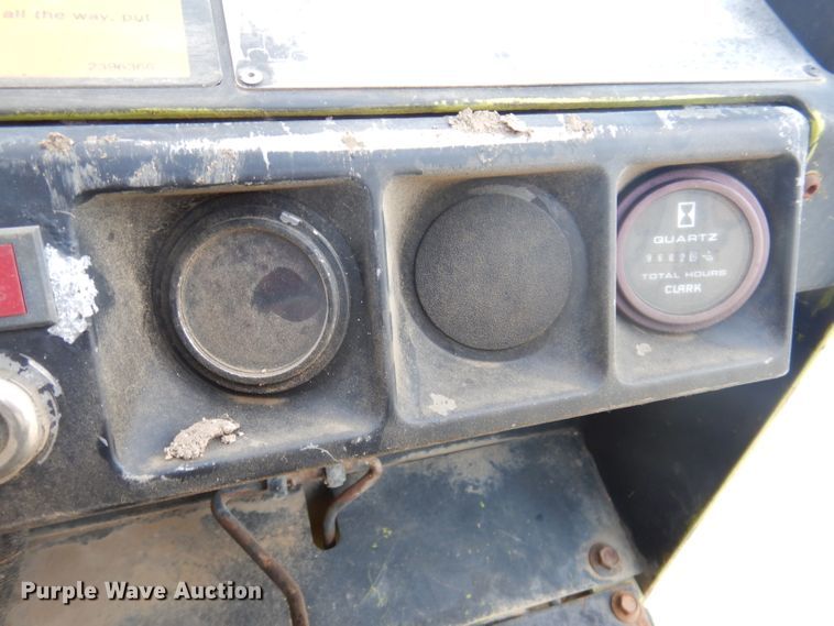 image for item IQ9666 Clark GCS15  forklift