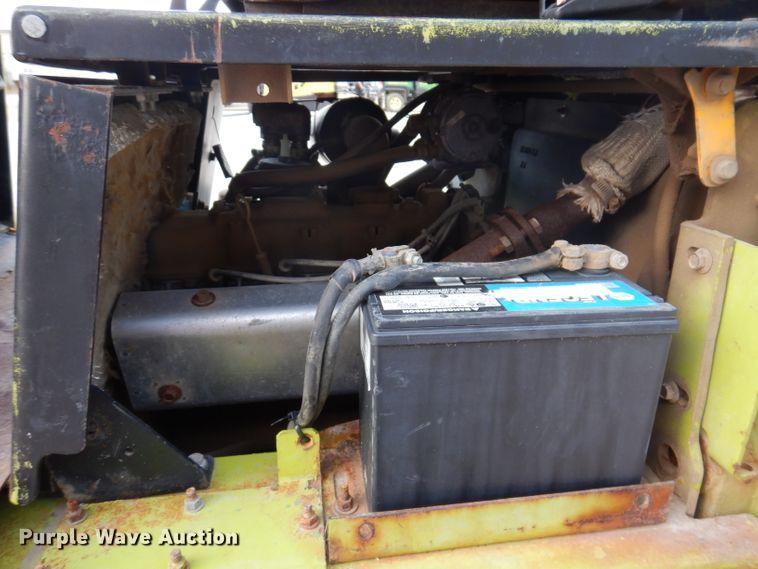 image for item IQ9666 Clark GCS15  forklift