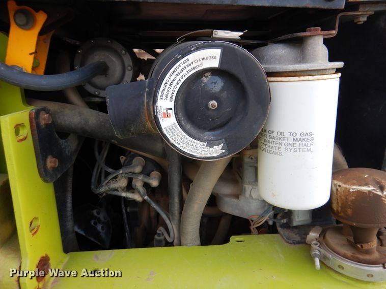 image for item IQ9666 Clark GCS15  forklift