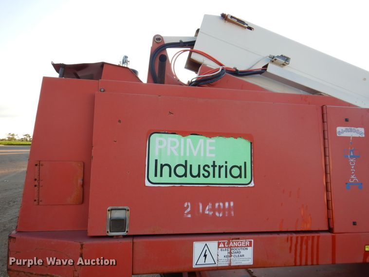 image for item IQ9671 1996 Snorkel TB-A60RDZ  boom lift