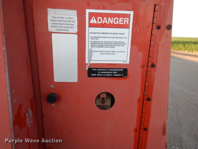 image for item IQ9671 1996 Snorkel TB-A60RDZ  boom lift