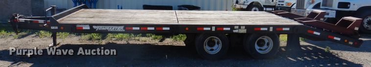 image for item IQ9672 2005 Towmaster T-20  equipment trailer