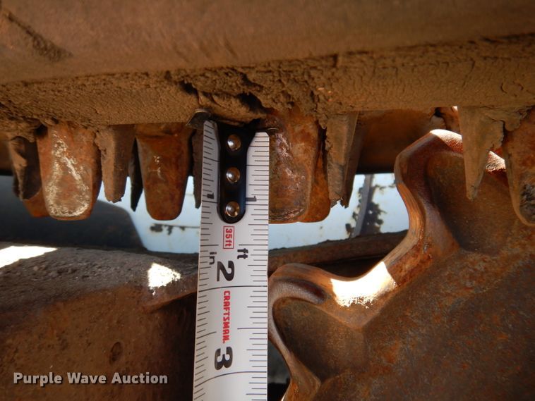 image for item IQ9675 2007 Bobcat T300  tracked skid steer loader