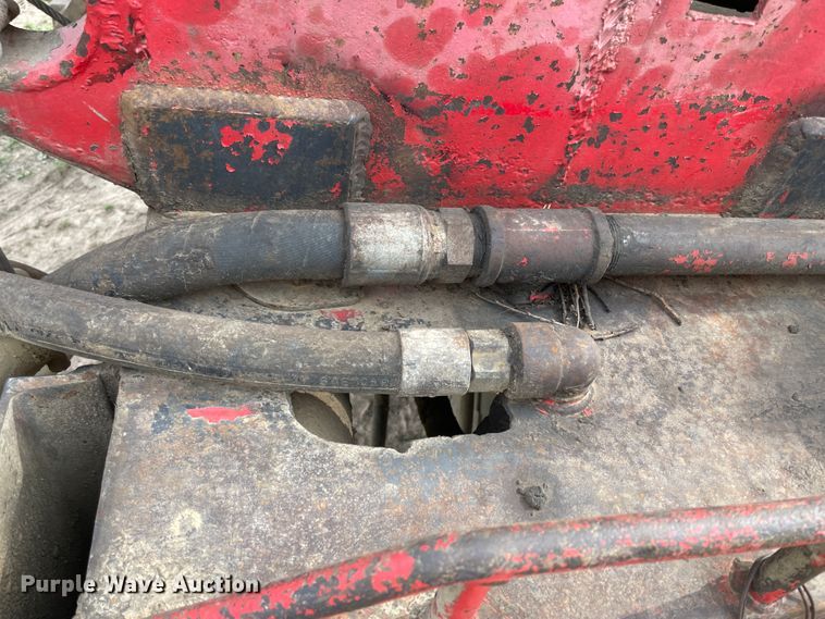 image for item IR9826 1993 WhiteGMC WG  well service rig truck