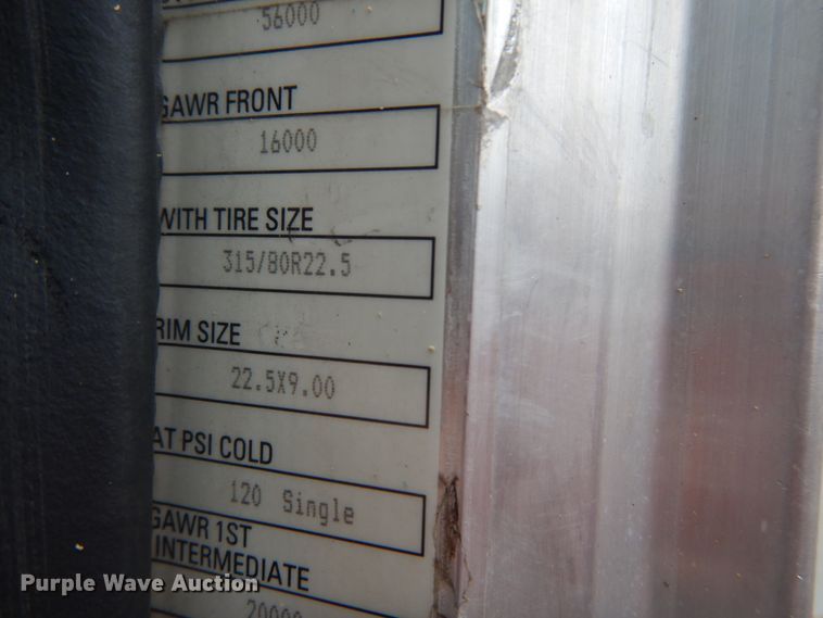 image for item IT9100 2006 Peterbuilt 335  dump truck