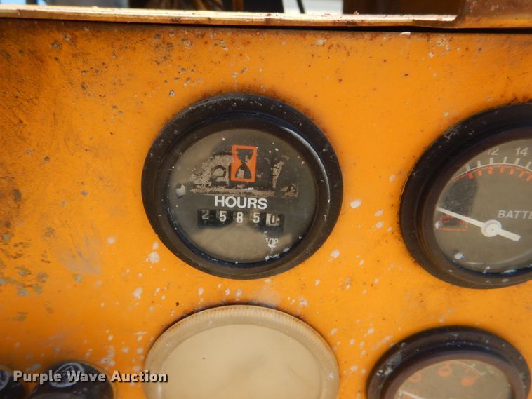 image for item IT9191 1991 Leroi Dresser 185  air compressor