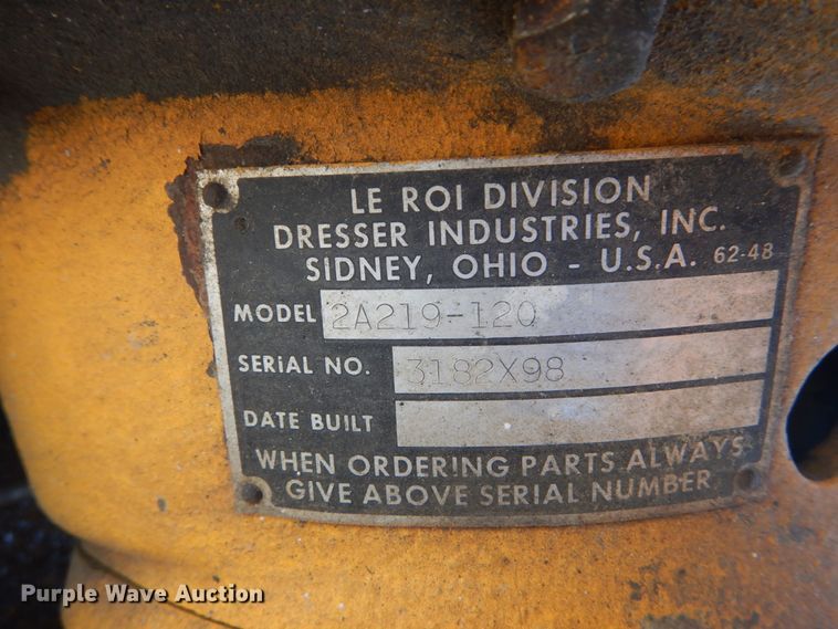 image for item IT9191 1991 Leroi Dresser 185  air compressor