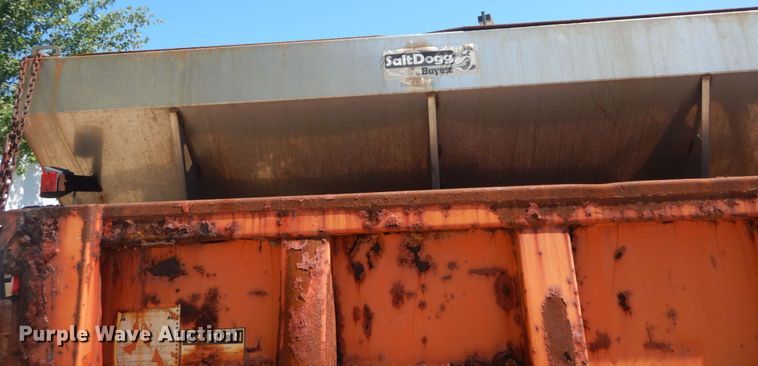 image for item IT9192 1993 International 4900  dump truck