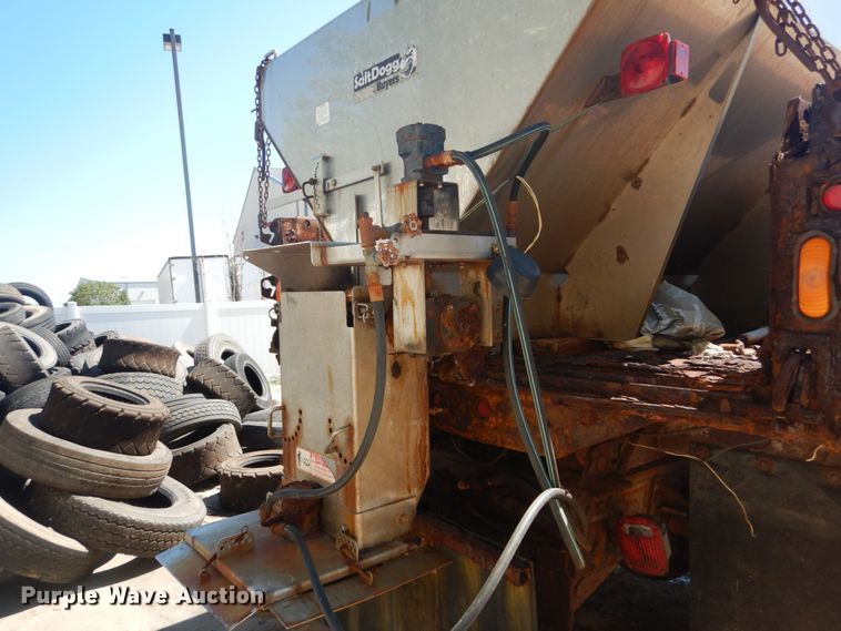 image for item IT9192 1993 International 4900  dump truck