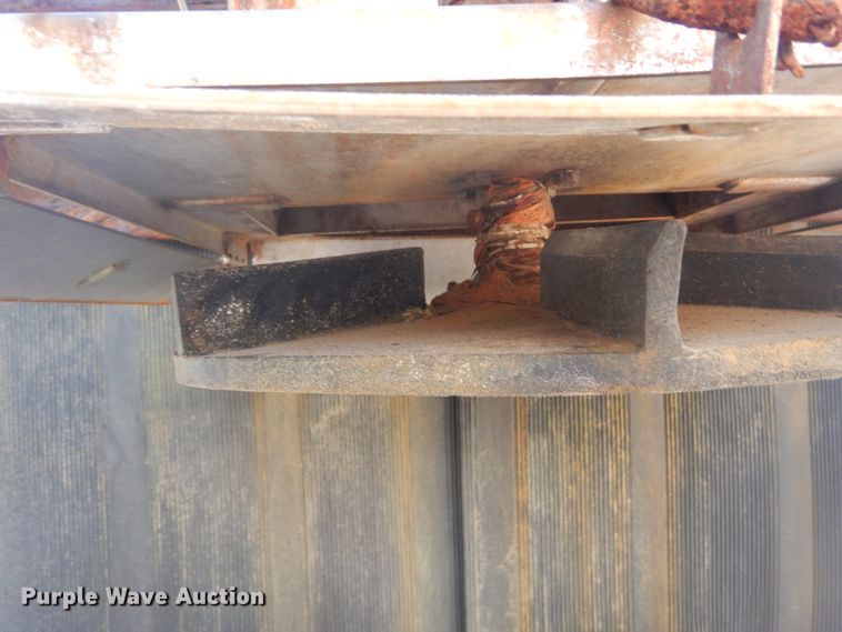 image for item IT9192 1993 International 4900  dump truck