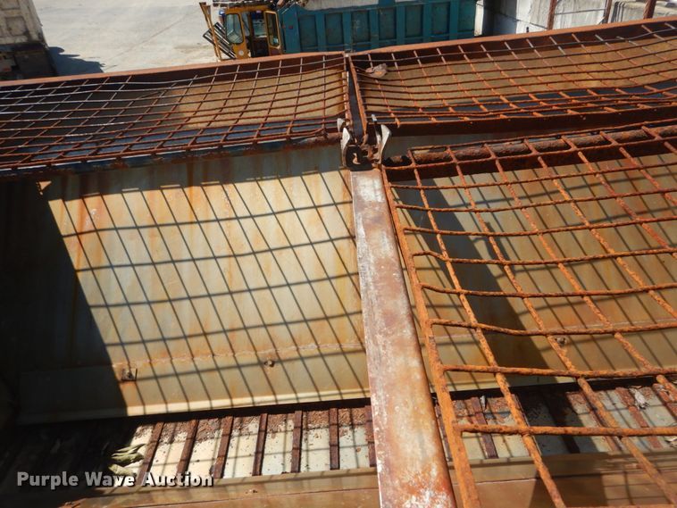 image for item IT9192 1993 International 4900  dump truck