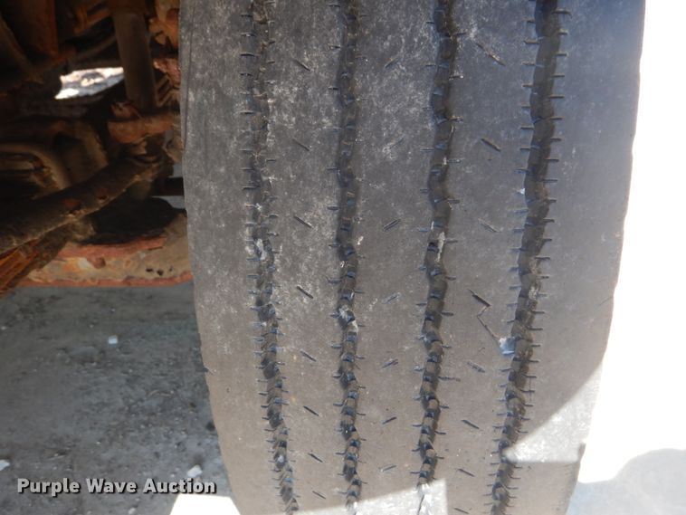 image for item IT9192 1993 International 4900  dump truck