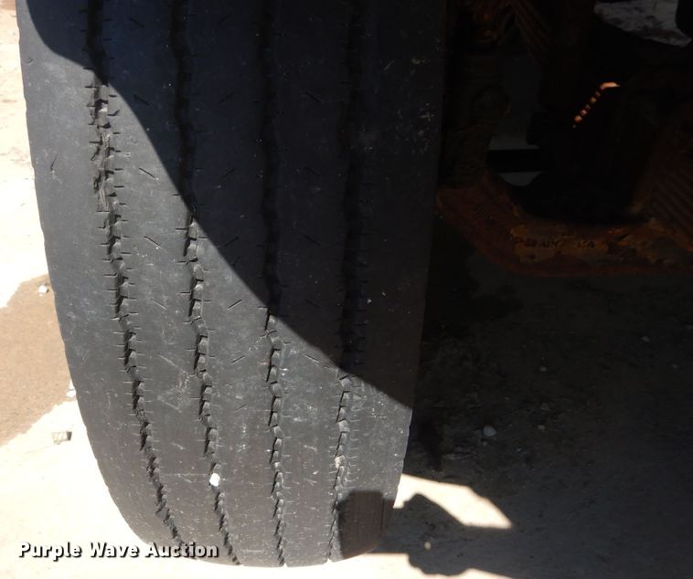 image for item IT9192 1993 International 4900  dump truck