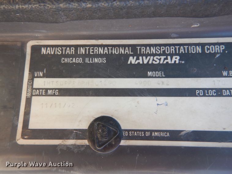 image for item IT9192 1993 International 4900  dump truck