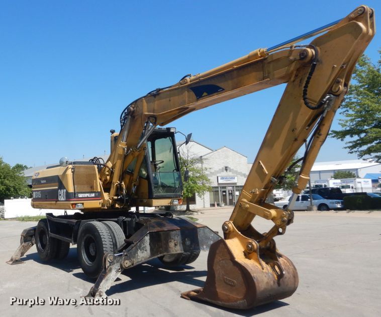 image for item IT9194 2001 Caterpillar M315  excavator