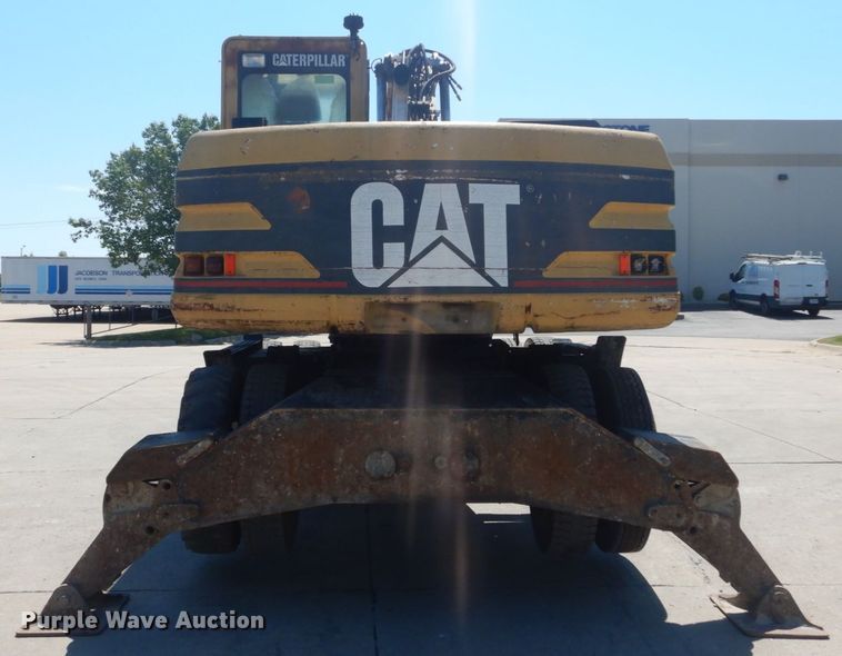 image for item IT9194 2001 Caterpillar M315  excavator
