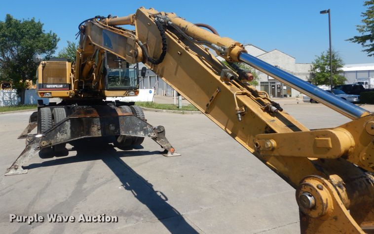 image for item IT9194 2001 Caterpillar M315  excavator