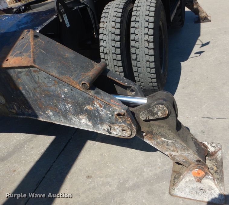 image for item IT9194 2001 Caterpillar M315  excavator