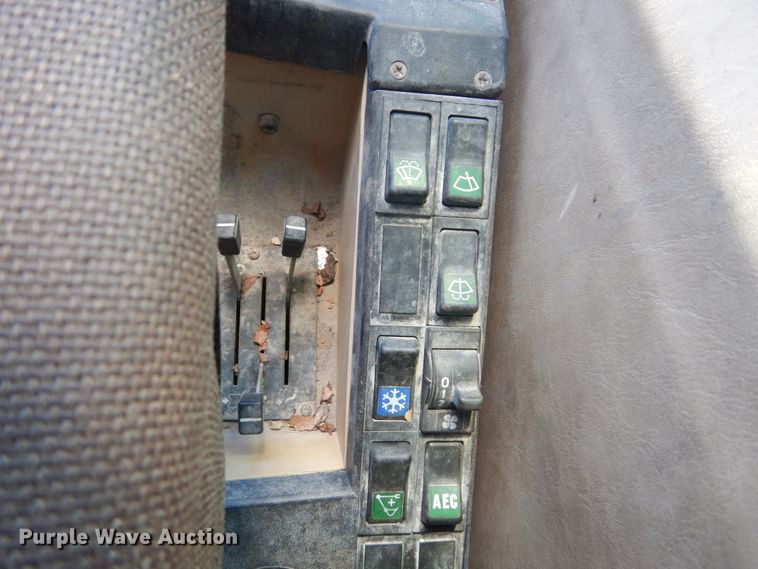 image for item IT9194 2001 Caterpillar M315  excavator