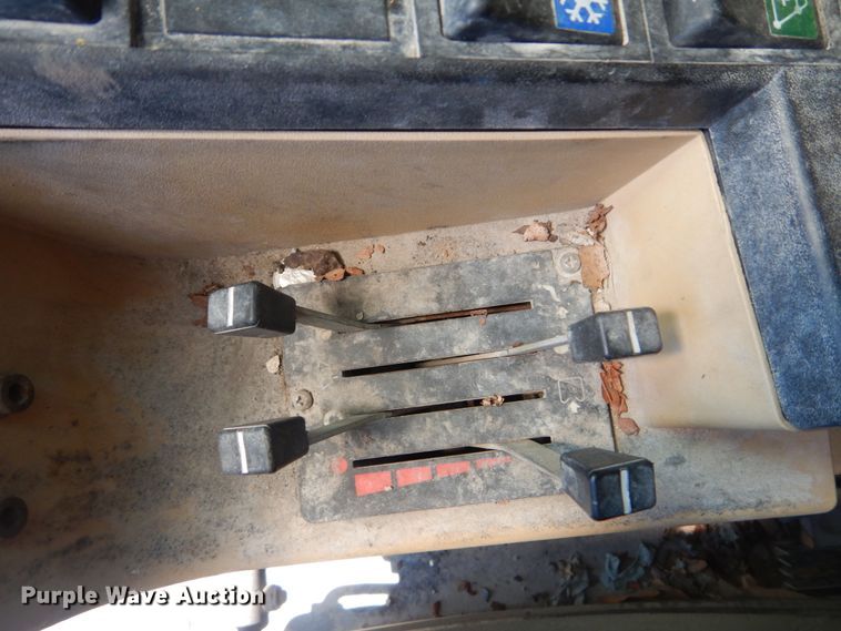 image for item IT9194 2001 Caterpillar M315  excavator