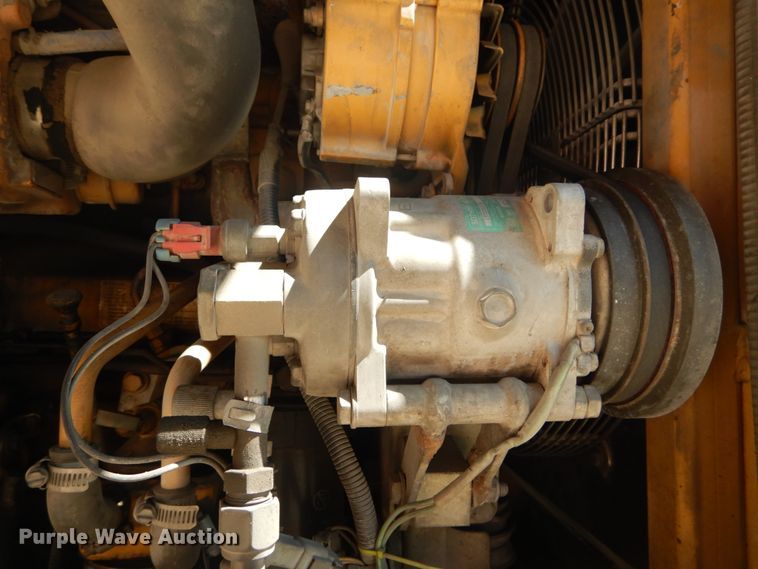 image for item IT9194 2001 Caterpillar M315  excavator