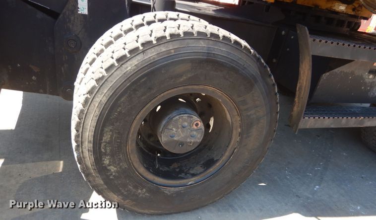 image for item IT9194 2001 Caterpillar M315  excavator