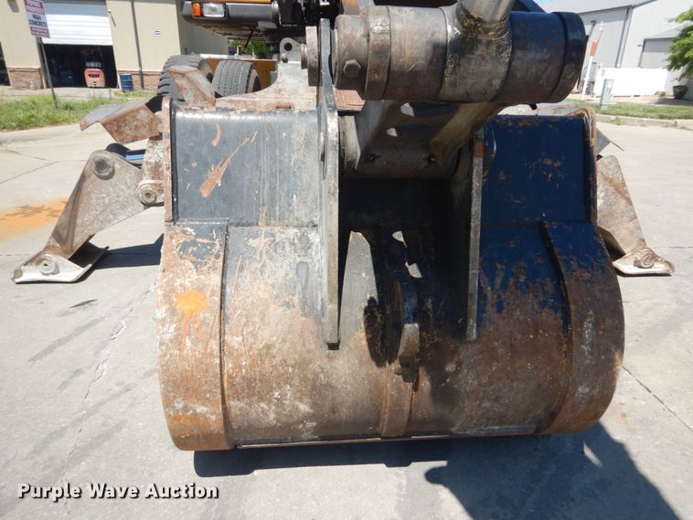 image for item IT9195 2005 Volvo EW180B  excavator