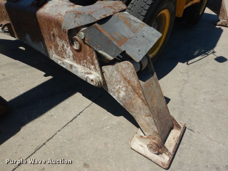 image for item IT9195 2005 Volvo EW180B  excavator