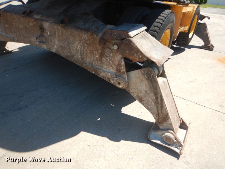 image for item IT9195 2005 Volvo EW180B  excavator