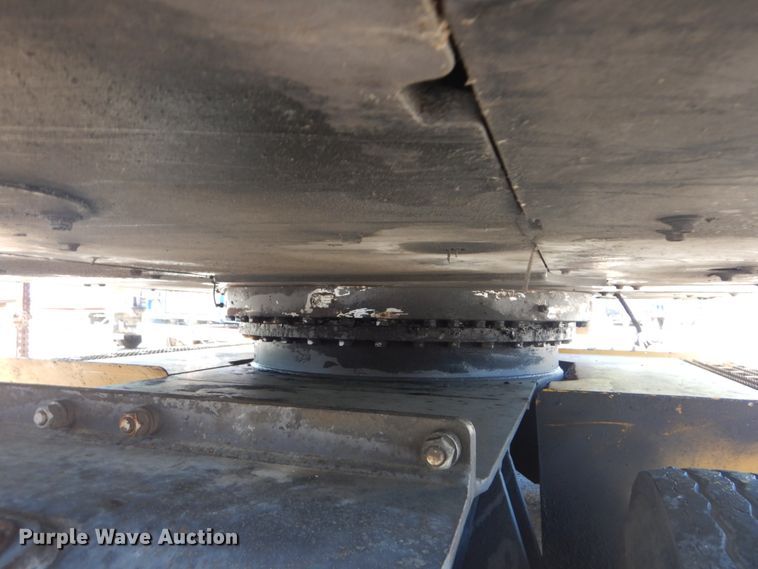 image for item IT9195 2005 Volvo EW180B  excavator