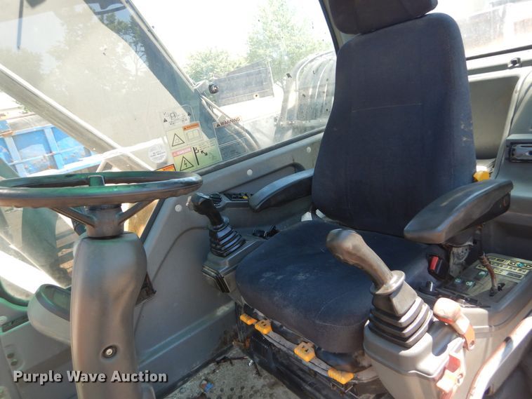 image for item IT9195 2005 Volvo EW180B  excavator