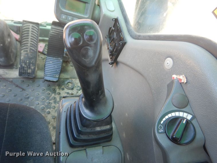 image for item IT9195 2005 Volvo EW180B  excavator