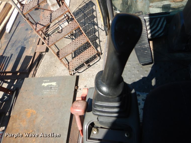 image for item IT9195 2005 Volvo EW180B  excavator