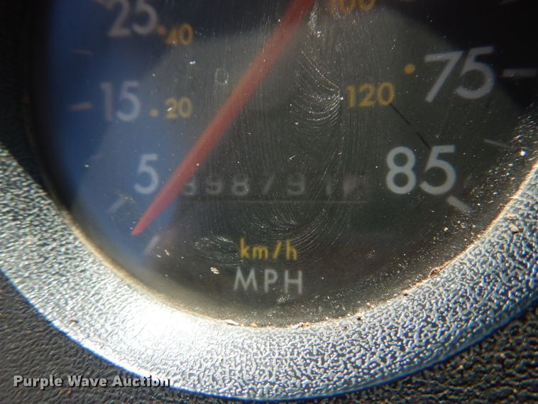 image for item IT9196 1999 Freightliner FL80  dump truck