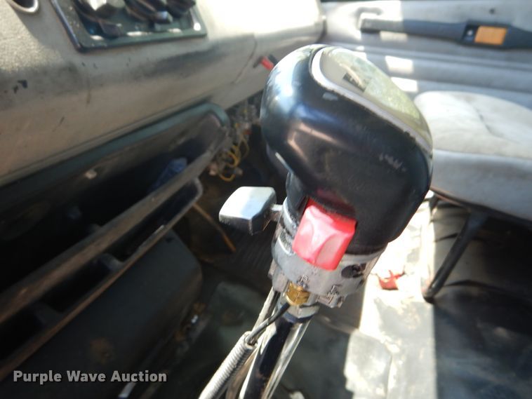 image for item IT9196 1999 Freightliner FL80  dump truck