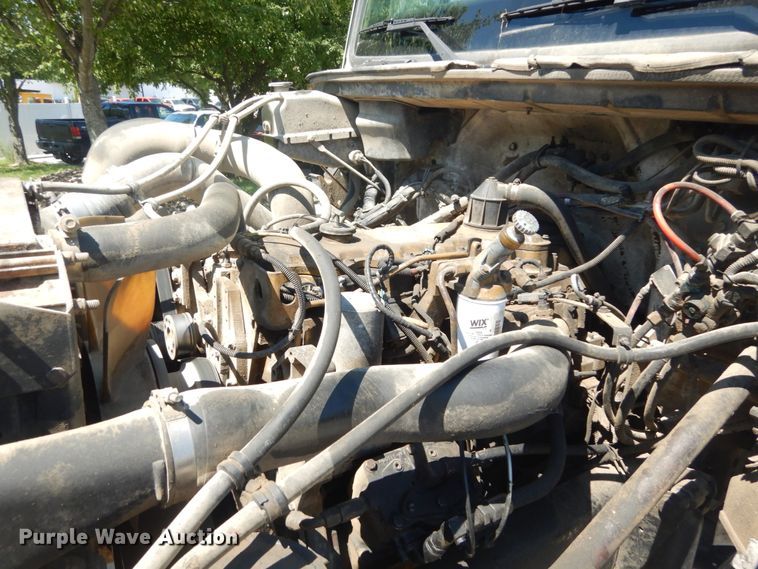 image for item IT9196 1999 Freightliner FL80  dump truck