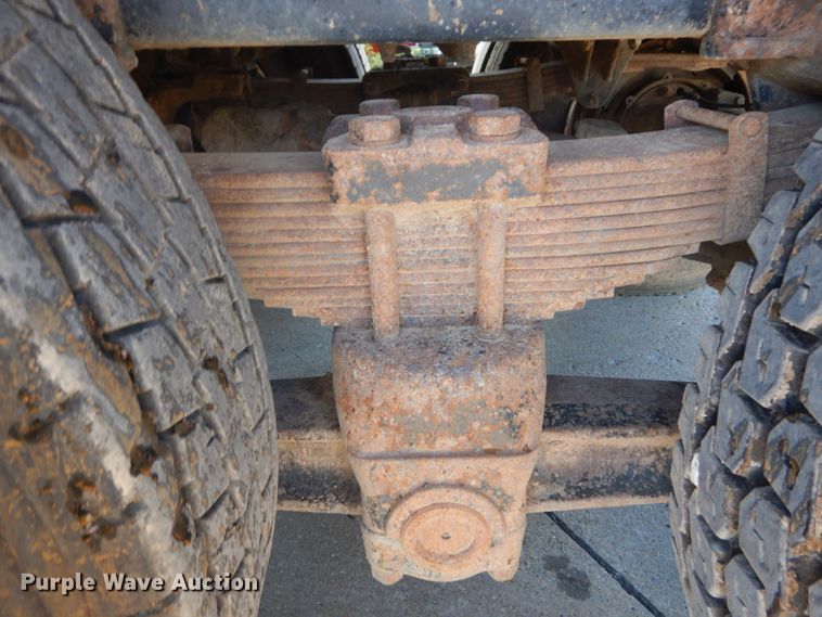 image for item IT9196 1999 Freightliner FL80  dump truck