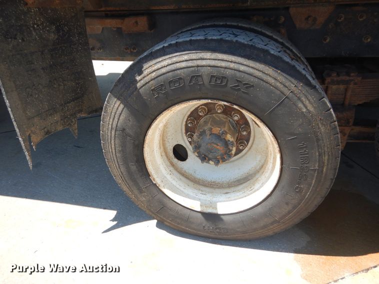 image for item IT9196 1999 Freightliner FL80  dump truck