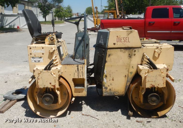 image for item IT9200 1991 Bomag BW120AD  double drum roller