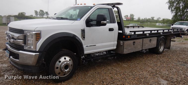 image for item IT9468 2019 Ford F550  rollback truck