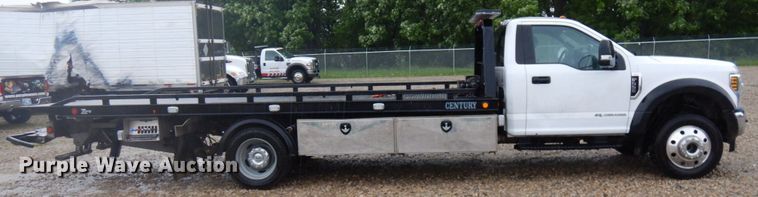 image for item IT9468 2019 Ford F550  rollback truck