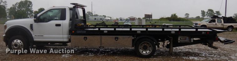 image for item IT9468 2019 Ford F550  rollback truck