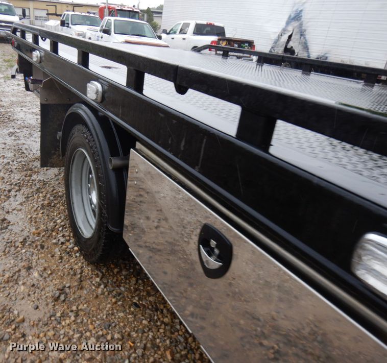 image for item IT9468 2019 Ford F550  rollback truck